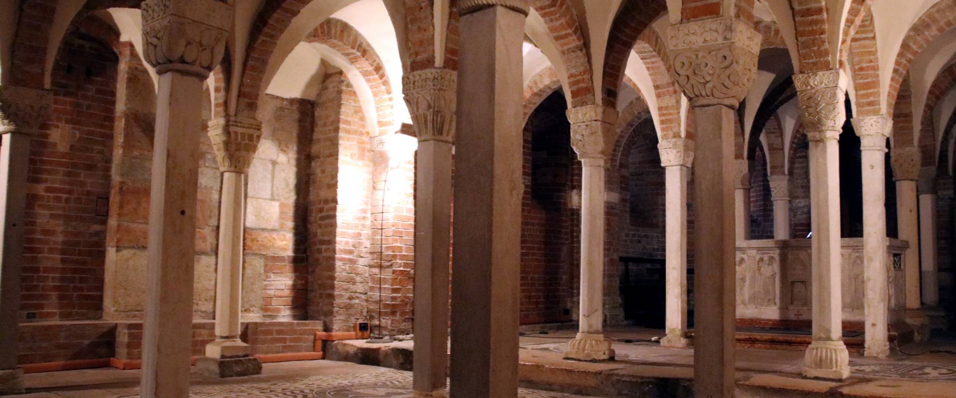 Basilica di San Savino (Piacenza), cripta 06 foto di Mongolo1984